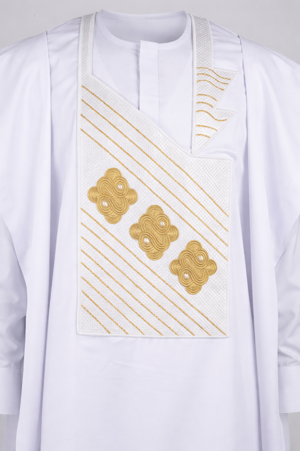 White Gold Embroidered Agbada
